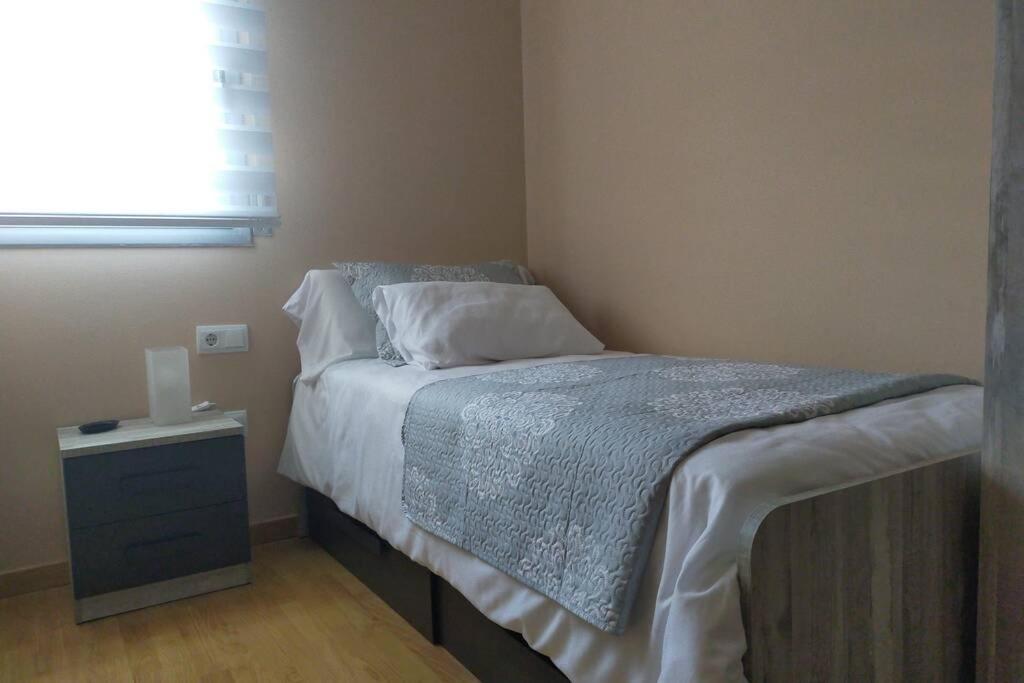 Apartamento Para 5 Personas Frente Al Mar Con Piscina Y Parking Cubelles Kültér fotó