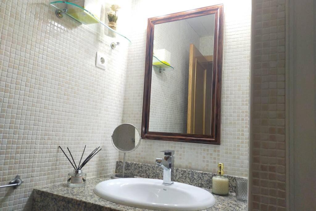 Apartamento Para 5 Personas Frente Al Mar Con Piscina Y Parking Cubelles Kültér fotó