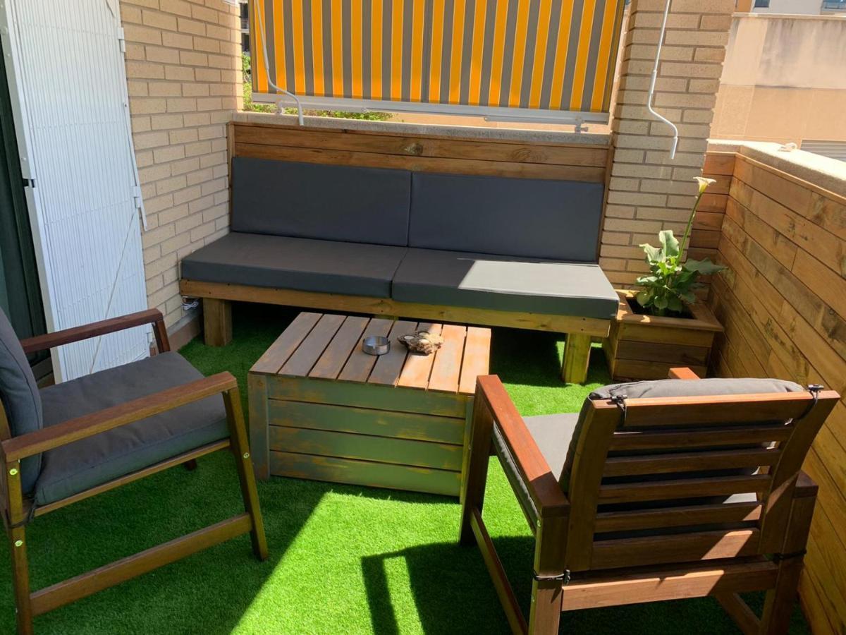 Apartamento Para 5 Personas Frente Al Mar Con Piscina Y Parking Cubelles Kültér fotó